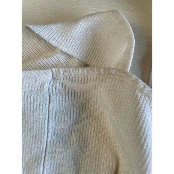 White Garage Cropped Tank Top Size Medium - Picture 6 of 6